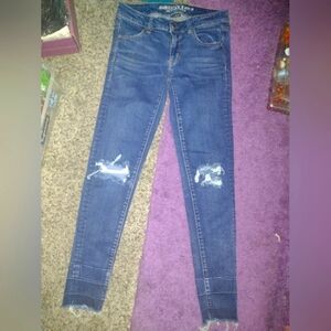 Womens Jeans American Eagle Skinny Jegging Super Stretch AEO DENIm X RIP size 4